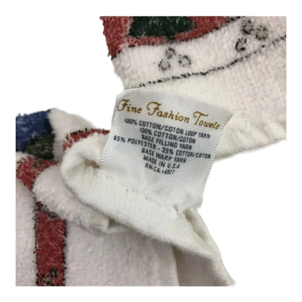 VTG Fine Fashion Towels Set 2 Christmas Polar Bear Snowy Cabin Hand Towels